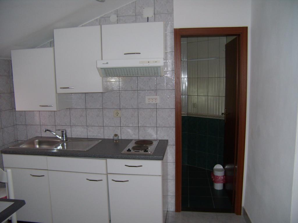 Apartment Zelencic Kali Room photo